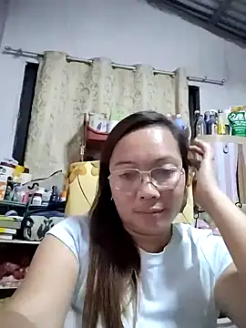 Snapshot of asianwet4u chatting on 02-27-25, 12:13 asianwet4u online show from 02-27-25, 12:13