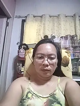Snapshot of asianwet4u chatting on 03-03-25, 04:03 asianwet4u online show from 03-03-25, 04:03