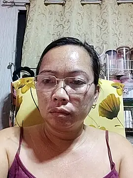 Snapshot of asianwet4u chatting on 03-03-25, 09:48 asianwet4u online show from 03-03-25, 09:48