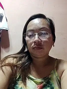Snapshot of asianwet4u chatting on 03-08-25, 01:50 asianwet4u online show from 03-08-25, 01:50