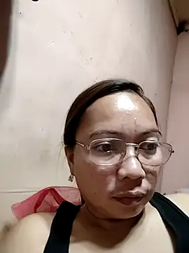 Snapshot of asianwet4u chatting on 03-08-25, 05:22 asianwet4u online show from 03-08-25, 05:22