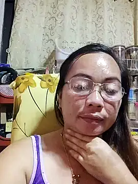 Snapshot of asianwet4u chatting on 03-13-25, 05:07 asianwet4u online show from 03-13-25, 05:07