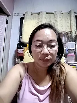 Snapshot of asianwet4u chatting on 03-15-25, 05:19 asianwet4u online show from 03-15-25, 05:19