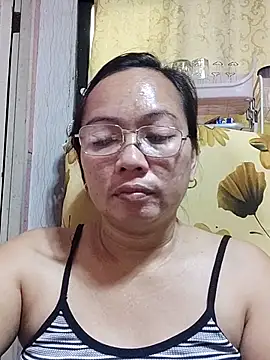 Snapshot of asianwet4u chatting on 03-18-25, 01:53 asianwet4u online show from 03-18-25, 01:53
