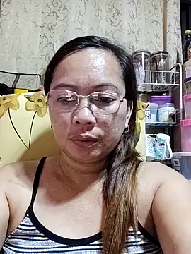 Snapshot of asianwet4u chatting on 03-18-25, 10:04 asianwet4u online show from 03-18-25, 10:04