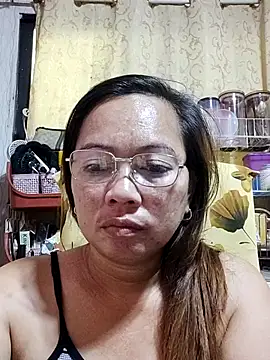 Snapshot of asianwet4u chatting on 03-19-25, 01:32 asianwet4u online show from 03-19-25, 01:32