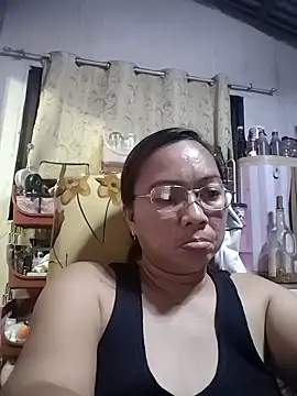 Snapshot of asianwet4u chatting on 03-21-25, 02:51 asianwet4u online show from 03-21-25, 02:51