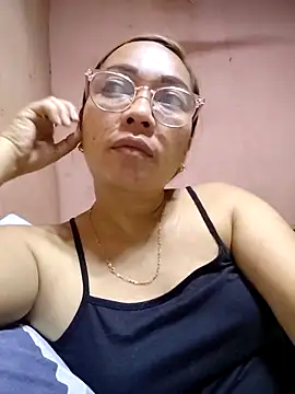 Snapshot of asianwet4u chatting on 09-14-25, 12:48 asianwet4u online show from 09-14-25, 12:48