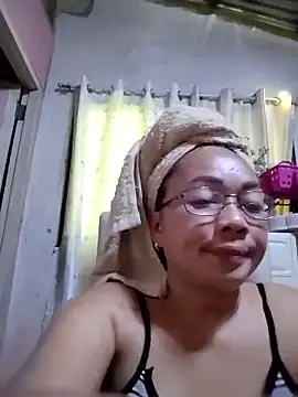 Snapshot of asianwet4u chatting on 09-19-25, 05:09 asianwet4u online show from 09-19-25, 05:09