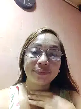 Snapshot of asianwet4u chatting on 10-02-25, 10:44 asianwet4u online show from 10-02-25, 10:44