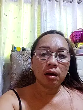 Snapshot of asianwet4u chatting on 10-16-25, 01:39 asianwet4u online show from 10-16-25, 01:39