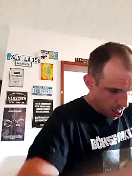 Codymc89 online show from 04-29-26, 02:32