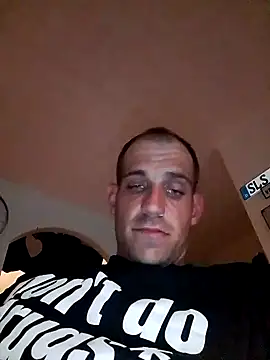 Codymc89 online show from 04-29-26, 06:25