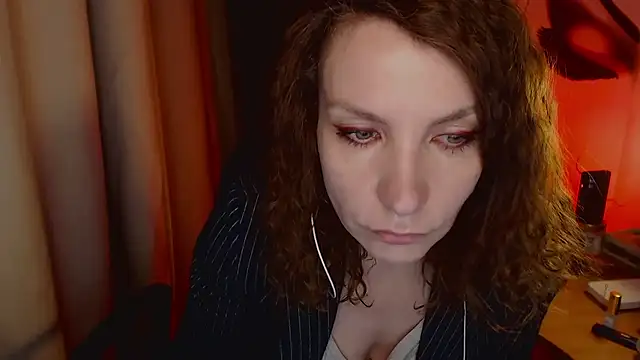 JohansonKatie online show from 01-21-25, 03:59