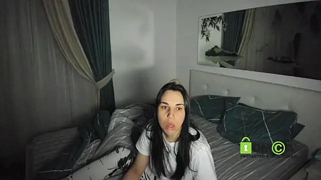 Snapshot of SonyaParadise chatting on 02-05-25, 11:17 SonyaParadise online show from 02-05-25, 11:17