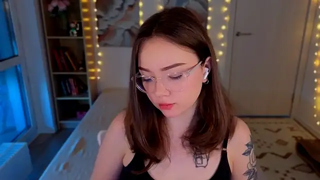MilenaSaint online show from 06-23-26, 03:37
