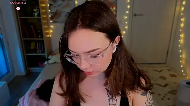MilenaSaint online show from 07-17-26, 03:35
