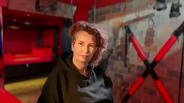 Snapshot of Kinkikiki chatting on 02-22-26, 09:19 Kinkikiki online show from 02-22-26, 09:19