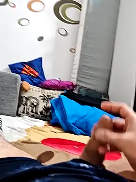 Snapshot of Luismiguel55 chatting on 11-11-25, 06:41 Luismiguel55 online show from 11-11-25, 06:41