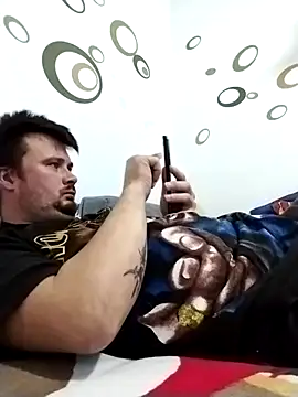 Snapshot of Luismiguel55 chatting on 01-07-26, 05:04 Luismiguel55 online show from 01-07-26, 05:04