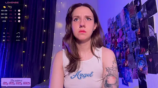 HotaruTomo online show from 11-19-25, 10:54