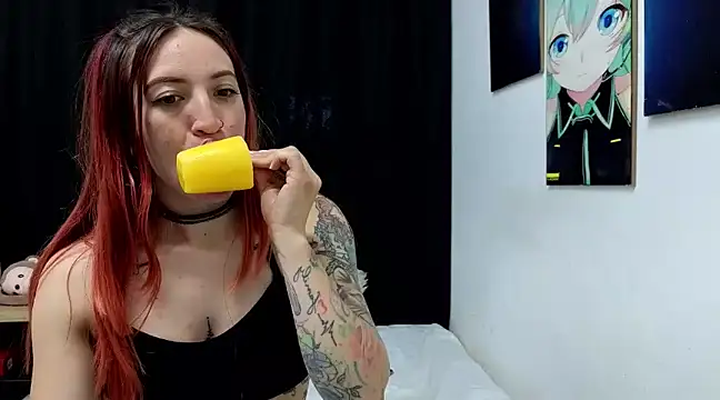 Snapshot of ninaa_fox chatting on 01-08-25, 08:07 ninaa fox online show from 01-08-25, 08:07