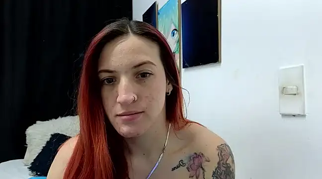 Snapshot of ninaa_fox chatting on 01-14-25, 02:53 ninaa fox online show from 01-14-25, 02:53