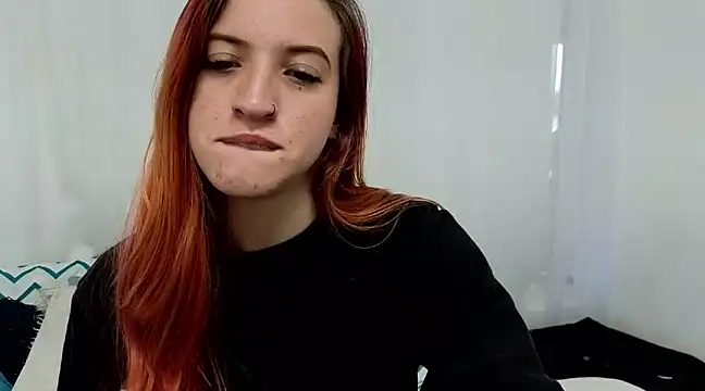 Snapshot of ninaa_fox chatting on 02-11-25, 08:10 ninaa fox online show from 02-11-25, 08:10