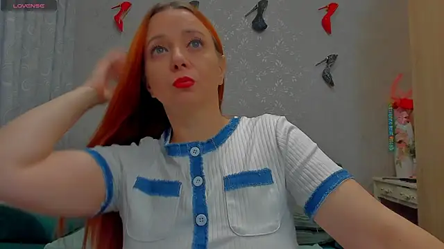 emilianna666 online show from 10-08-25, 08:34