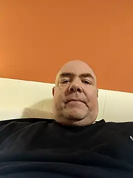 brian4300 online show from 01-09-26, 02:20