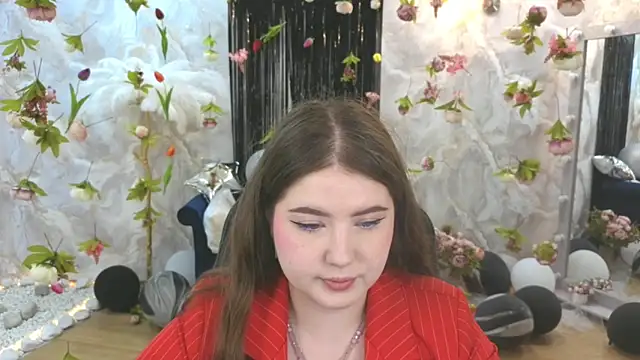 NicoleFoxery online show from 07-18-26, 06:23