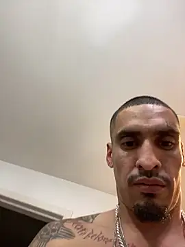 Snapshot of Prettyboiflaco chatting on 01-27-25, 04:52 Prettyboiflaco online show from 01-27-25, 04:52