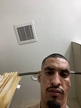 Snapshot of Prettyboiflaco chatting on 03-08-25, 02:12 Prettyboiflaco online show from 03-08-25, 02:12