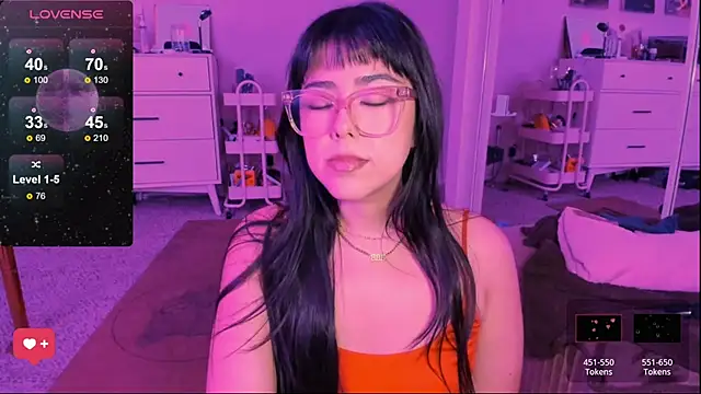 Snapshot of Evie-Luna chatting on 03-02-25, 02:30 Evie-Luna online show from 03-02-25, 02:30