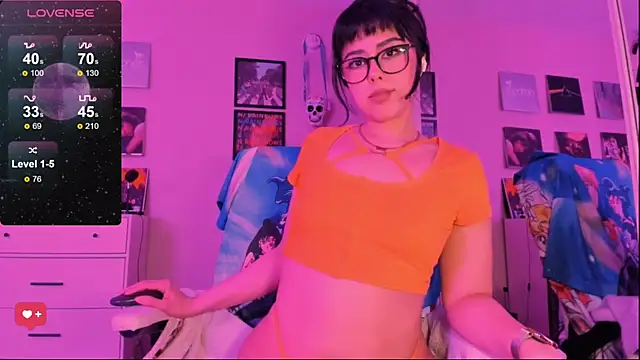 Snapshot of Evie-Luna chatting on 03-14-25, 01:59 Evie-Luna online show from 03-14-25, 01:59
