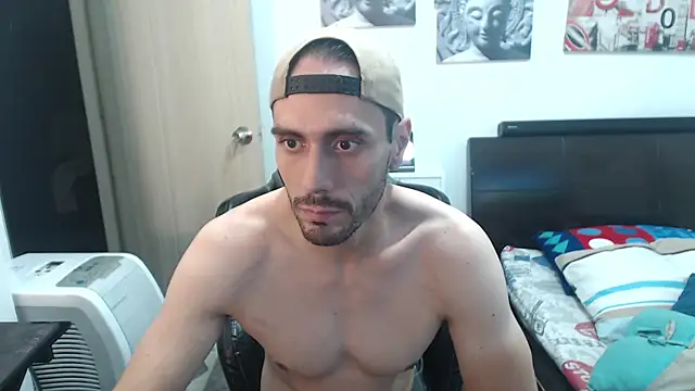 Snapshot of samuelgarcia_ chatting on 12-16-24, 07:26 samuelgarcia online show from 12-16-24, 07:26