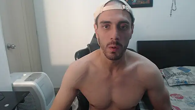 Snapshot of samuelgarcia_ chatting on 03-17-25, 08:40 samuelgarcia online show from 03-17-25, 08:40