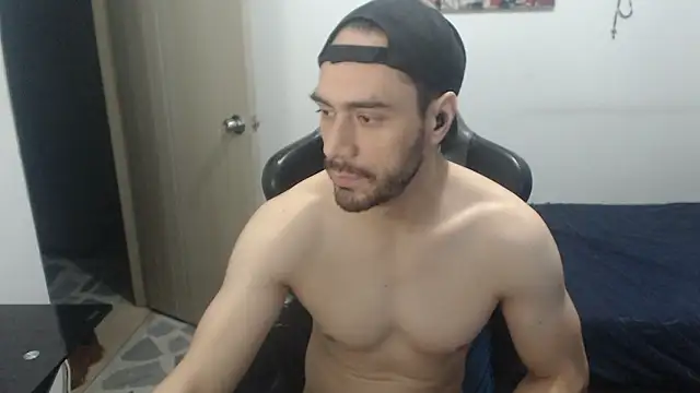 Snapshot of samuelgarcia_ chatting on 03-07-26, 10:23 samuelgarcia online show from 03-07-26, 10:23