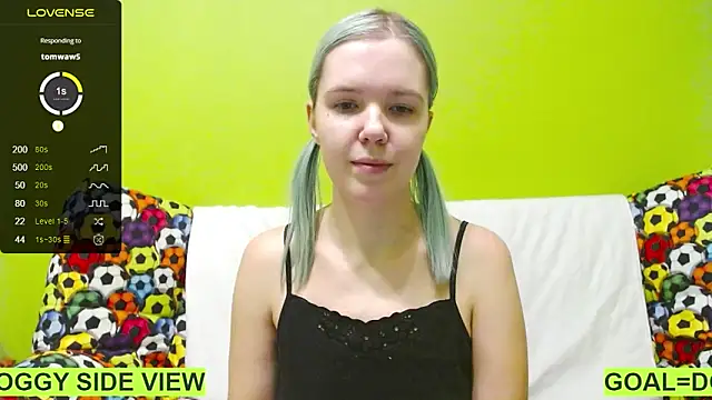 Snapshot of Ultra_Meow chatting on 02-03-25, 06:49 Ultra Meow online show from 02-03-25, 06:49