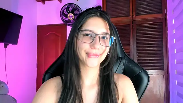 Luniverse online show from 11-05-25, 08:42