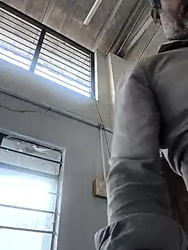 tz143143 online show from 01-08-26, 10:39