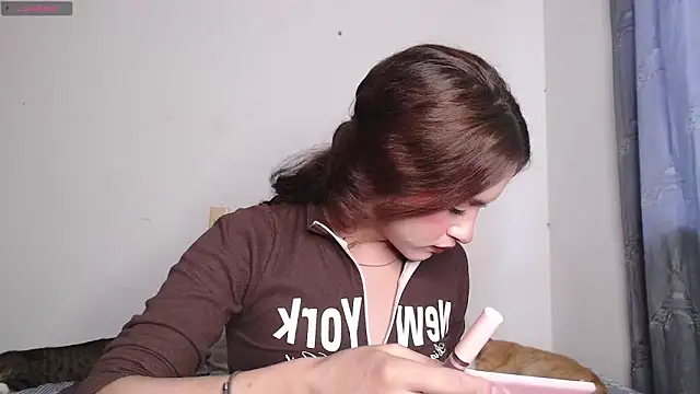 Snapshot of valen_thompson chatting on 02-07-26, 09:51 valen thompson online show from 02-07-26, 09:51