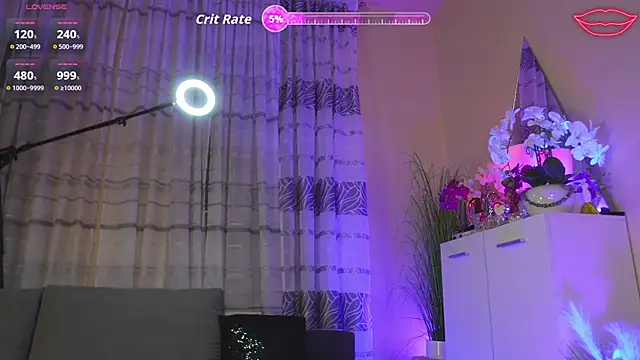 Snapshot of Marilyn_La_Rose chatting on 06-21-26, 06:32 Marilyn La Rose online show from 06-21-26, 06:32
