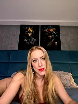 Snapshot of RockQueen_A chatting on 10-23-25, 04:12 RockQueen A online show from 10-23-25, 04:12