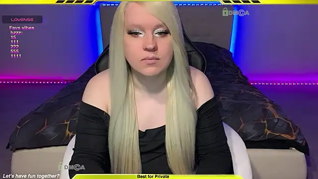 camsmiley online show from 04-21-26, 11:49