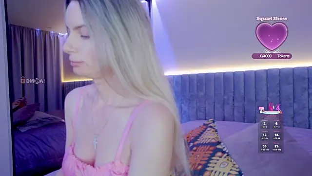 Snapshot of Goddessex chatting on 07-29-26, 02:10 Goddessex online show from 07-29-26, 02:10