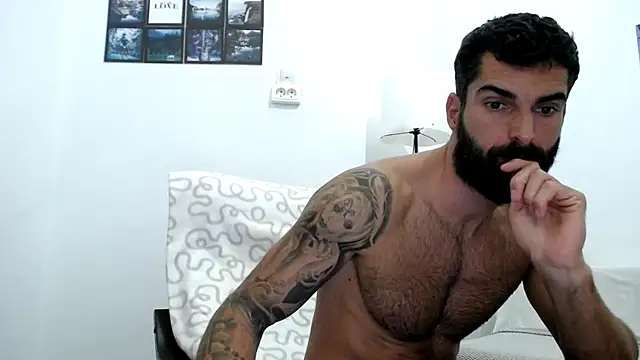 Snapshot of Verycutex chatting on 10-26-25, 07:58 Verycutex online show from 10-26-25, 07:58