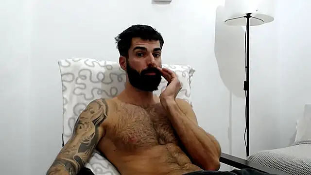 Snapshot of Verycutex chatting on 11-10-25, 06:34 Verycutex online show from 11-10-25, 06:34