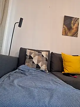 Snapshot of allyson22andy chatting on 10-07-25, 03:20 allyson22andy online show from 10-07-25, 03:20