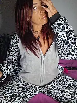 Snapshot of allyson22andy chatting on 03-03-26, 09:10 allyson22andy online show from 03-03-26, 09:10